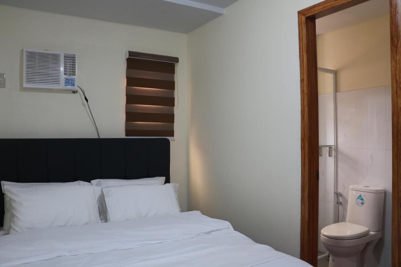 Anicia Guesthouse Rooms Paranaque City Eksteriør bilde