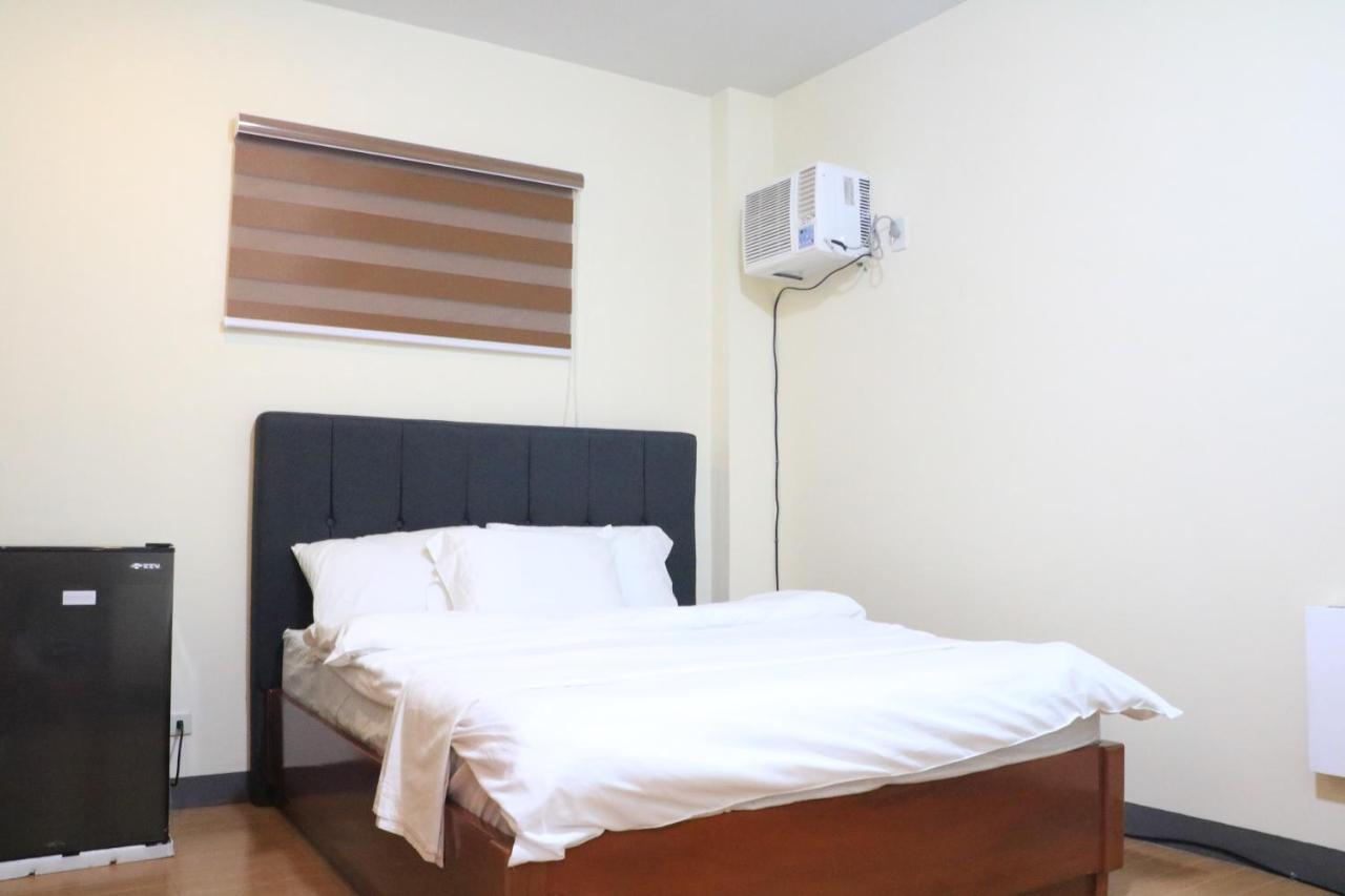 Anicia Guesthouse Rooms Paranaque City Eksteriør bilde