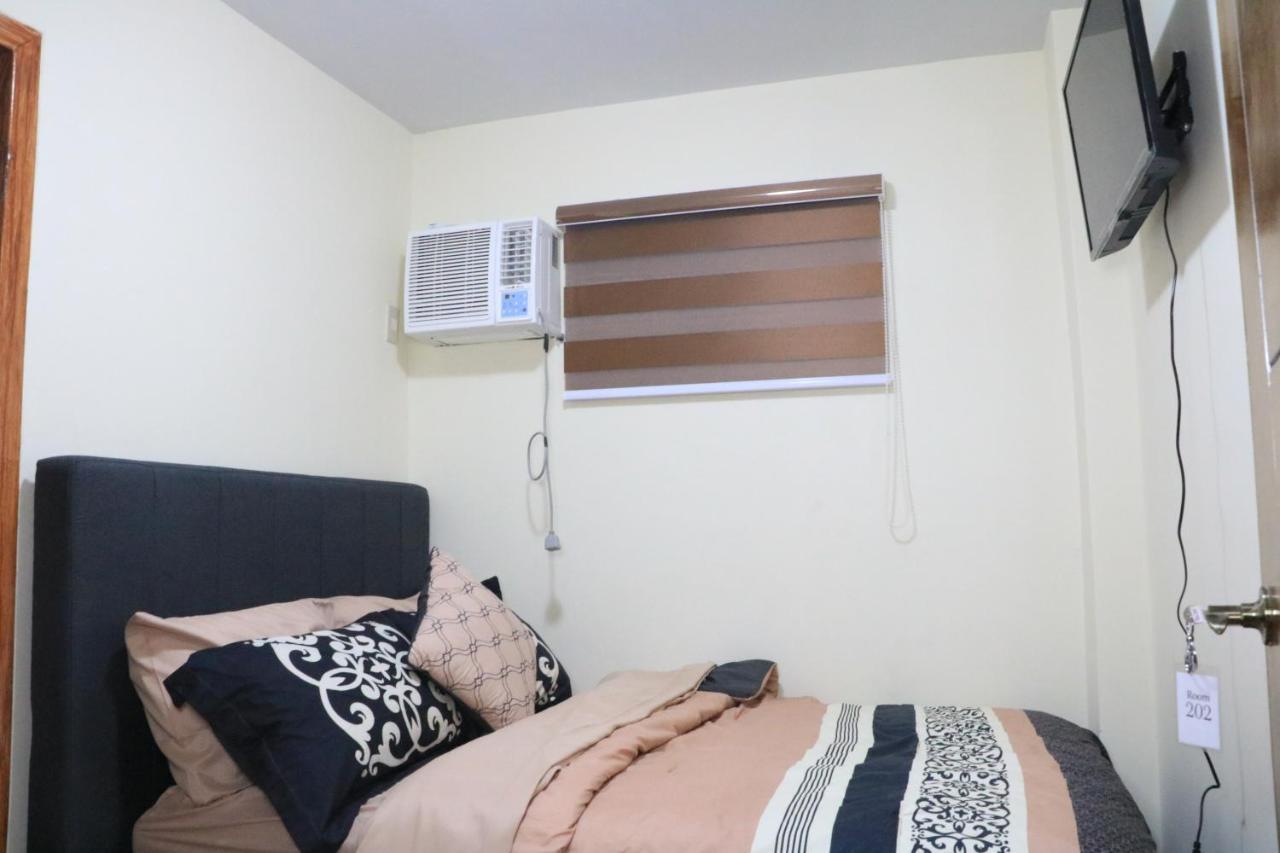 Anicia Guesthouse Rooms Paranaque City Eksteriør bilde