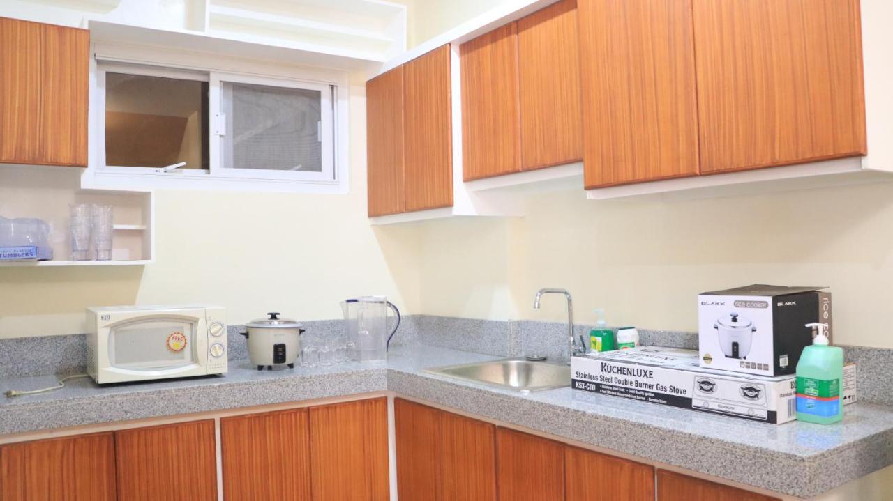 Anicia Guesthouse Rooms Paranaque City Eksteriør bilde