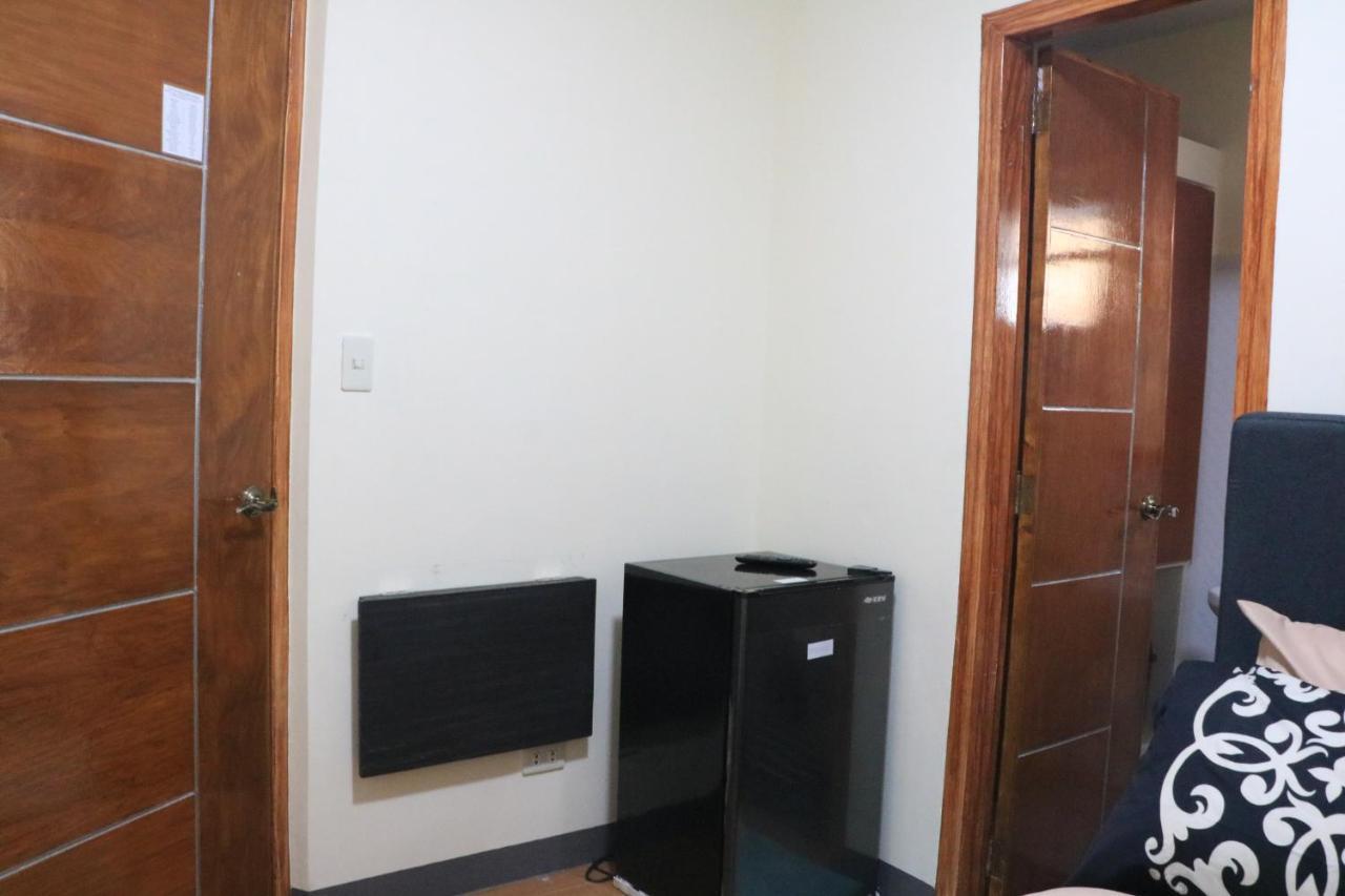 Anicia Guesthouse Rooms Paranaque City Eksteriør bilde