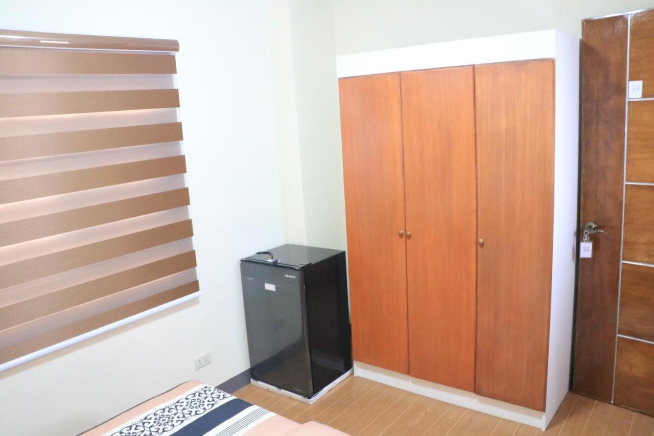 Anicia Guesthouse Rooms Paranaque City Eksteriør bilde